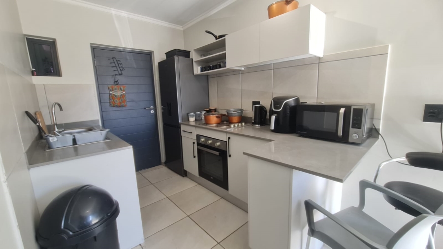 To Let 1 Bedroom Property for Rent in Belhar Western Cape